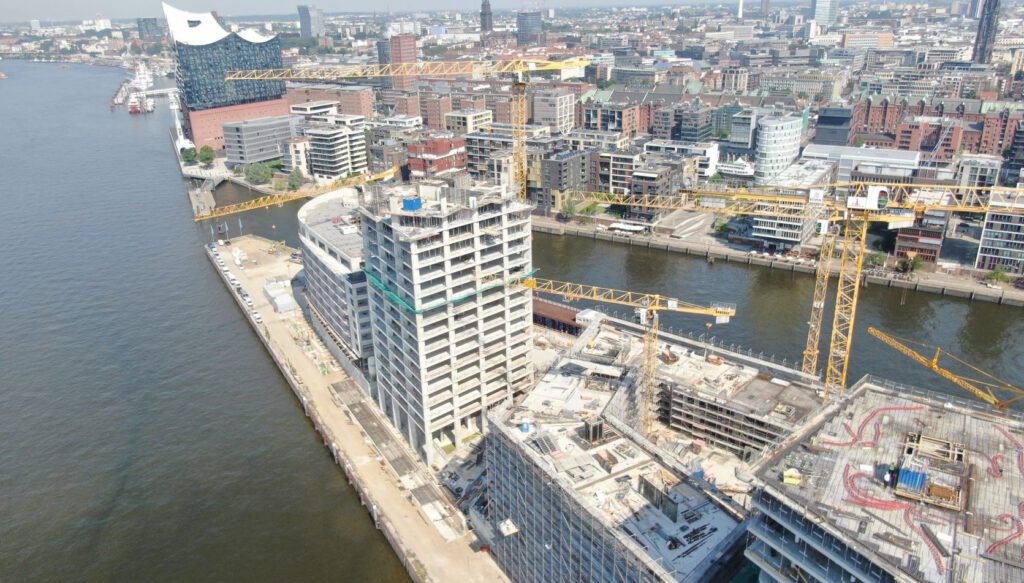 Wohn- und Geschäftshäuser Strandkai | Hamburg